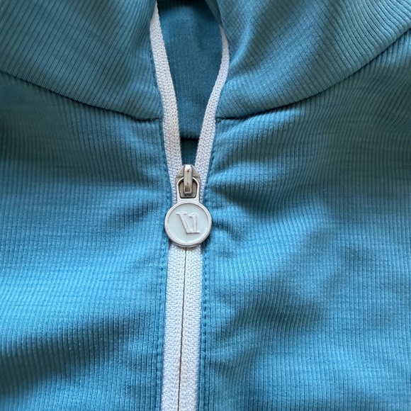 Blue Vuori Crop Top and Leggings Set - Picture 4 of 5